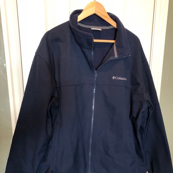 columbia mt village softshell